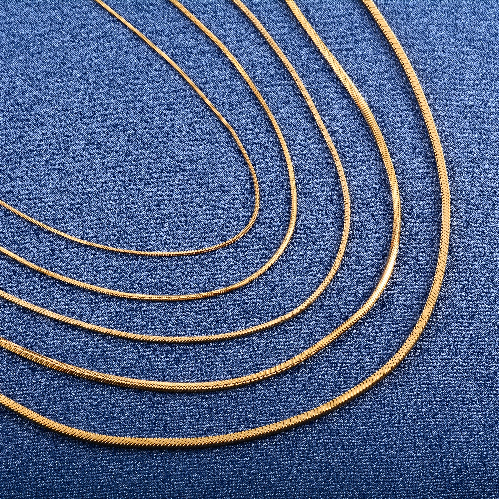 Collar largo de cadena de serpiente cuadrada de acero inoxidable para mujeres y hombres, Gargantilla en el cuello, accesorios de joyería de Color dorado/plateado